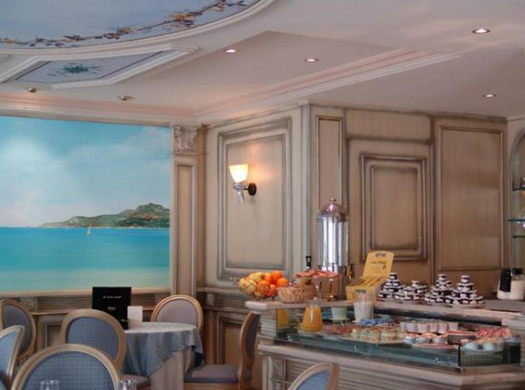 קאלבי Hotel Le Rocher מראה חיצוני תמונה